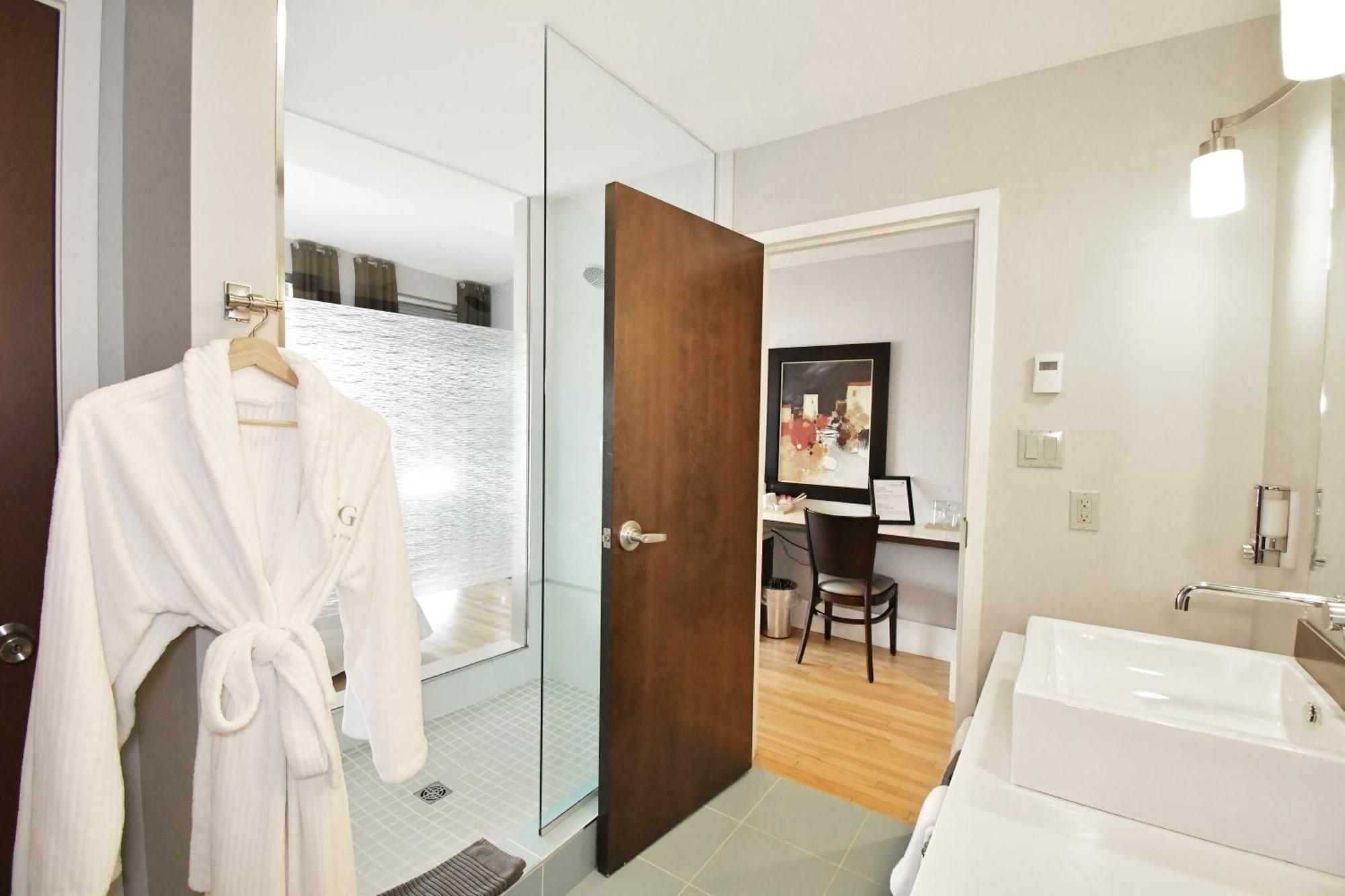 St James Gate By Bower Boutique Hotels Moncton Room photo
