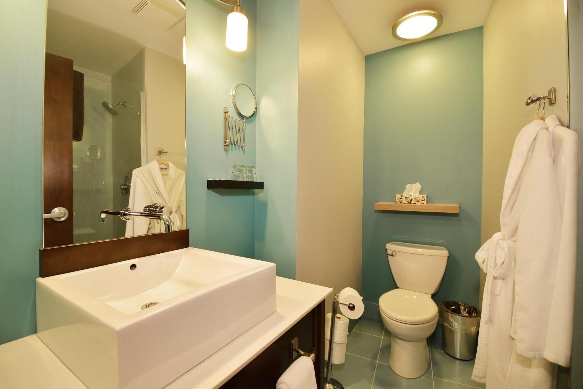 St James Gate By Bower Boutique Hotels Moncton Room photo